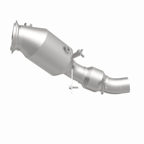 MagnaFlow Direct Fit Catalytic Converter 12-14 BMW 528i 2 L Closed Couple - 52266