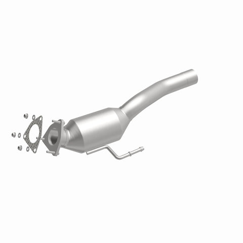 MagnaFlow Direct Fit Catalytic Converter 04-06 Porsche Cayenne 3.2L - 51979