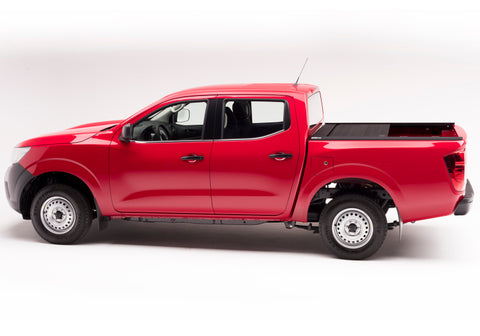 Retrax 04-up Titan Crew Cab 4-doors (w/ or w/o Utilitrack) RetraxPRO MX - 80741