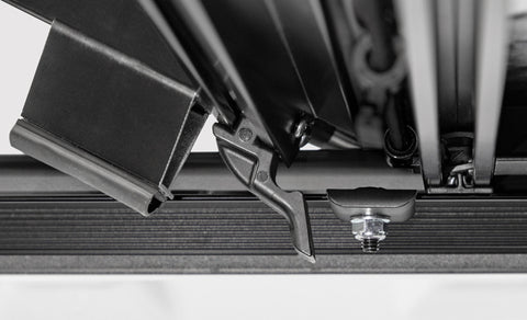 Access LOMAX Tri-Fold Cover 04-14 Ford F-150 6ft 6in Bed - Carbon Fiber Finish - B5010029