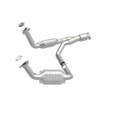 MagnaFlow Conv DF 06-09 Chevy Trailblazer SS 6.0L SS *NOT FOR SALE IN CALIFORNIA* - 93496