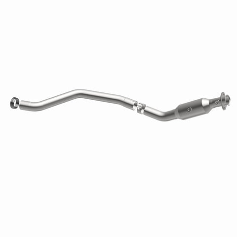 MagnaFlow Direct Fit Catalytic Converter 13-14 Mercedes-Benz GL450 V8 4.6 OEM Underbody - 21-485