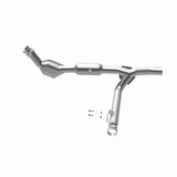 MagnaFlow 01-03 Ford F150 XL/XLT V6 4.2L OEM Grade / EPA Compliant Direct-Fit Catalytic Converter - 21-249