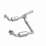 MagnaFlow 19-20 GMC Sierra 1500 Single Underbody 4.3L/5.3L Direct Fit Catalytic Converter - 280656