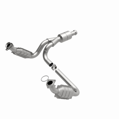 MagnaFlow Conv Direct Fit 10-13 GMC Sierra 1500 V6 4.3L - 5481578