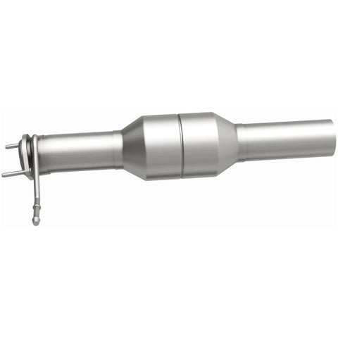MagnaFlow Direct Fit Catalytic Converter 03-05 Ford F250/350 SD 6.0 - 60511