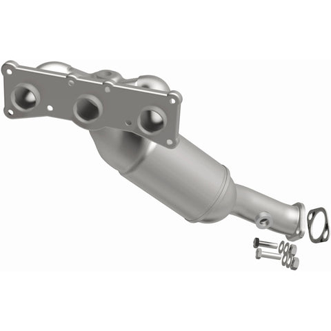 MagnaFlow California DF Catalytic Conv 07-13 BMW 328i L6 3.0LGAS 3.75in Inlet 4in Outlet 2in Dia - 5531763