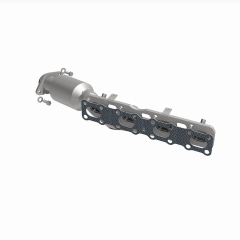 MagnaFlow Direct Fit Catalytic Converter Infiniti/Nissan Trucks 8 5.6L D/S Manifold (49 State) - 50380
