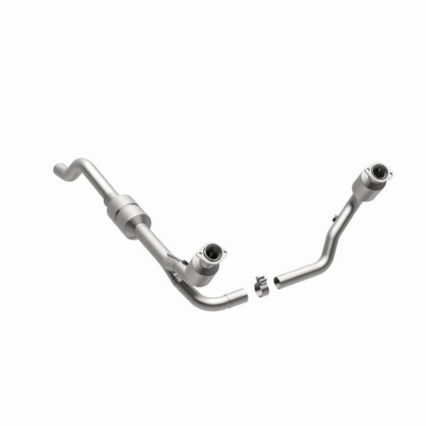 MagnaFlow Direct Fit Catalytic Converter 00-03 Durango 4WD 4.7L - 458047