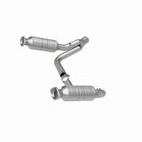 MagnaFlow Direct Fit Catalytic Converter RAIDER- 2006 8 4.7L OEM - 49463