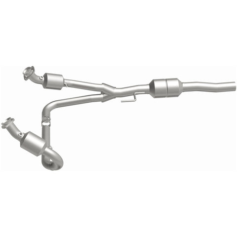 MagnaFlow Direct Fit Catalytic Converter 02-03 Dodge Durango - 458048