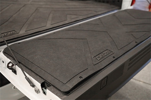 Dee Zee Universal Tailgate Mat - Full Size/Universal (X Pattern) - DZ76700