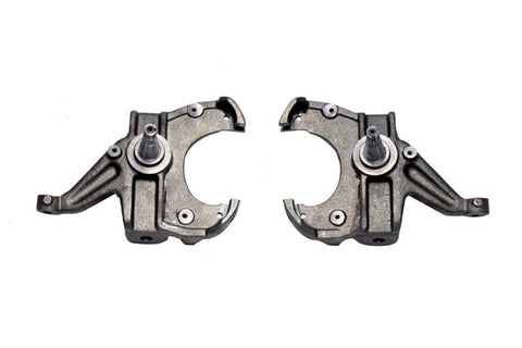 MaxTrac 73-87 Chevrolet C10 2WD 2.5in Front Lowering Spindles (1.25in Rotors) - 101125H