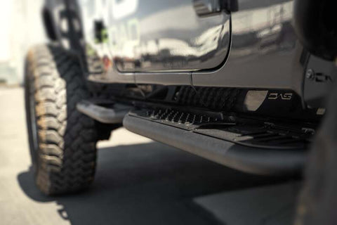 DV8 Offroad 18-23 Jeep Wrangler JL 4 Door Body/Pinch Weld Mounted Step - SRJL-08