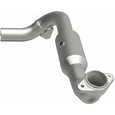 MagnaFlow 05-06 Lincoln Navigator 5.4L Direct Fit Catalytic Converter - Passenger Side - 4651507