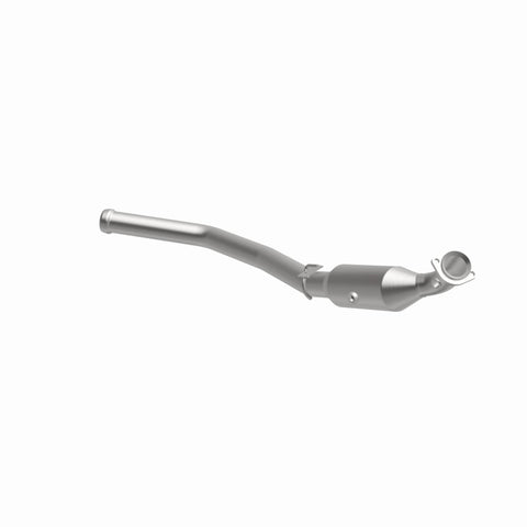 MagnaFlow Direct Fit Catalytic Converter 2007-2012 GL450 4.6 L Underbody - 52172