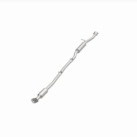 MagnaFlow 16-17 Hyundai Tucson L4 2.0 OEM Underbody Direct Fit Catalytic Converter - 21-146