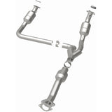 MagnaFlow Direct Fit Catalytic Converter 2011-2014 Express 1500 4.3L Underbody - 52134