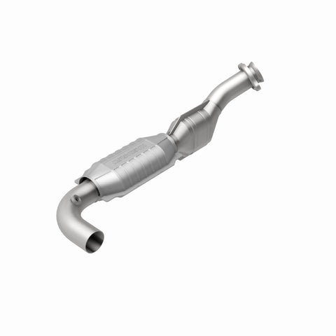 MagnaFlow Direct Fit Catalytic Converter 97-98 Ford Trucks 4.2L - 447131