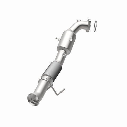 MagnaFlow Direct Fit Catalytic Converter 16-17 Ford Focus 2.3L Underbody - 21-427