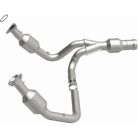 MagnaFlow Direct Fit Catalytic Converter 2015 GMC Yukon XL V8 6.2L - 52617