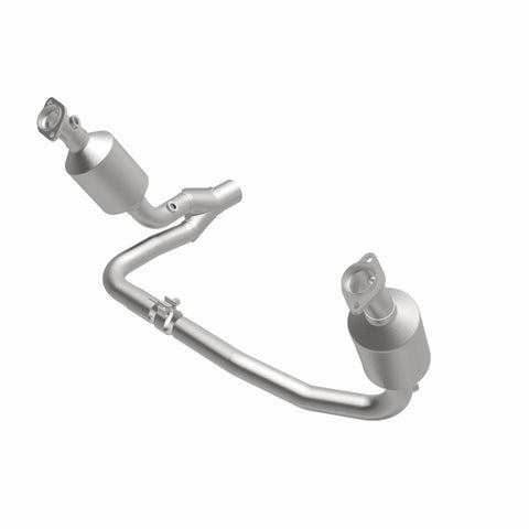 MagnaFlow 2004 Dodge Dakota 4.7L Direct Fit Catalytic Converter - 4651658