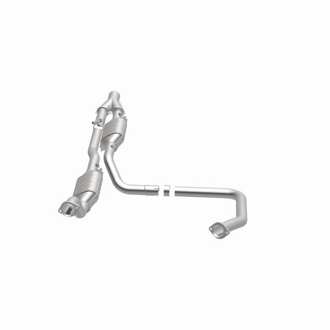 MagnaFlow Direct Fit Catalytic Converter 04-07 Dodge Ram 5.7L - 51358