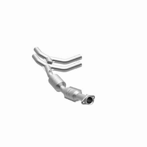 MagnaFlow Direct Fit Catalytic Converter 05-07 Ford E150 4.6L Passenger Side - 24308
