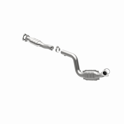MagnaFlow Direct Fit Catalytic Converter 03-07 GM 2500/3500 Passenger Side - 447273