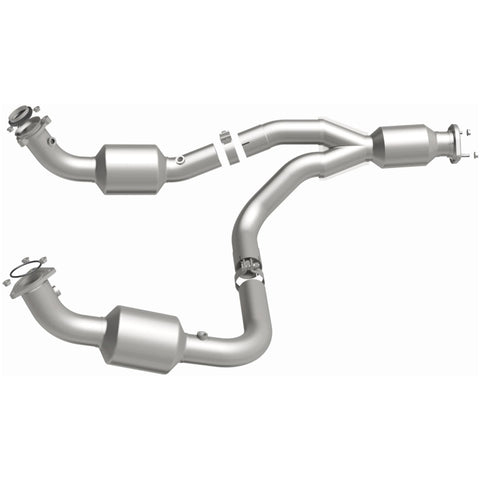 MagnaFlow 12-20 Chevrolet Express 4500 Underbody 6.0L Direct Fit Catalytic Converter - 280505