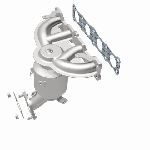 MagnaFlow Direct Fit Catalytic Converter 13-16 Hyundai Santa Fe Sport 2.4L Manifold - 52775