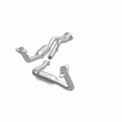 MagnaFlow Direct Fit Catalytic Converter 07-08 Jeep G/C OEM - 49444