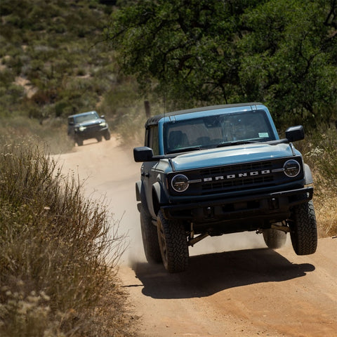 Ford Racing 21-23 Bronco (4Dr) Off-Road Suspension 2in Lift Kit - M-18000-B1