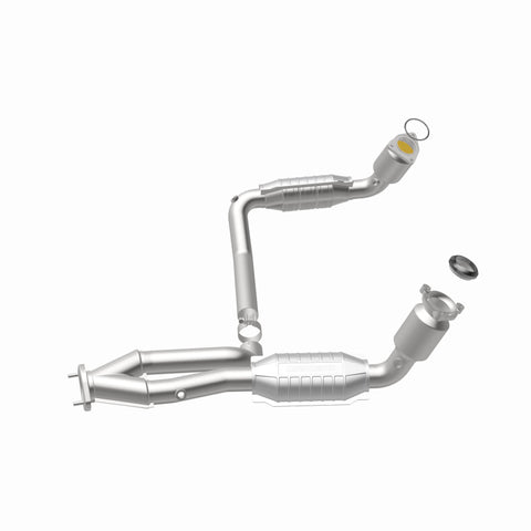 MagnaFlow Conv DF 99-00 Chevy Pickups 4.3L - 447284
