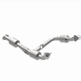 MagnaFlow 18-20 Chevrolet Express 2500 Single Underbody 4.3L Direct Fit Catalytic Converter - 280210