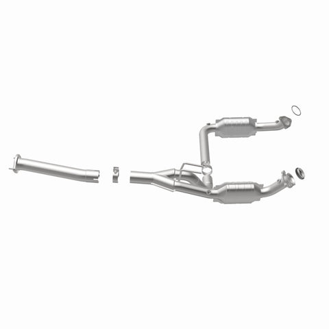 MagnaFlow Direct Fit Catalytic Converter 03- Chevy Express 4.3L/5.4L - 24081