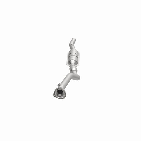 MagnaFlow Direct Fit Catalytic Converter 96-99 Audi A4/A4 Quattro 2.8L D/S (49 State) - 22962