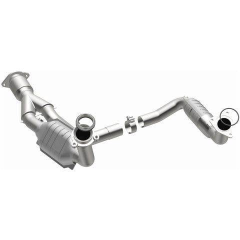 MagnaFlow Conv DF 06-09 Chevy Trailblazer SS 6.0L SS *NOT FOR SALE IN CALIFORNIA* - 93496