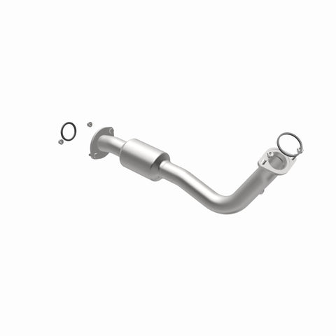MagnaFlow Direct Fit Catalytic Converter 13-15 RAV4 2.5 Underbody - 52543