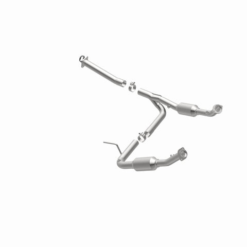 MagnaFlow Direct Fit Catalytic Converter OEM 2004-2005 Ford Explorer/Mercury Mountaineer Underbody - 4551013