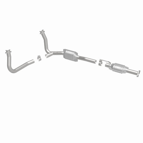 MagnaFlow Direct Fit Catalytic Converter 96-97 Ford Aerostar 4.0L - 93326