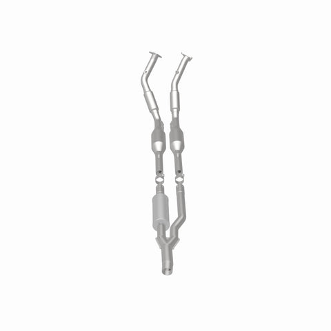 MagnaFlow Direct Fit Catalytic Converter 06- Audi A3 Quattro 3.2L - 49873