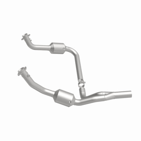 MagnaFlow 10-11 Jeep Wrangler 3.8L Direct Fit CARB Compliant Catalytic Converter - 5551458
