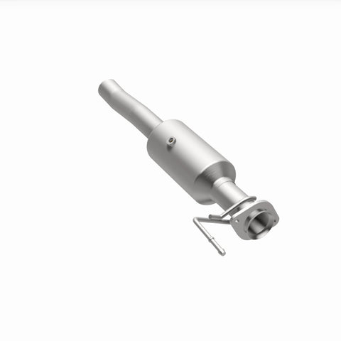 MagnaFlow 18-19 Ford F-450 Super Duty V10 6.8L Underbody Direct Fit Catalytic Converter - 280439