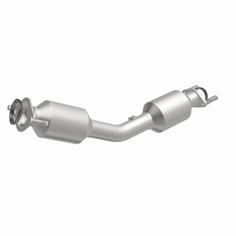 MagnaFlow Direct Fit Catalytic Converter 2018 Nissan Versa 1.6L - 6511753