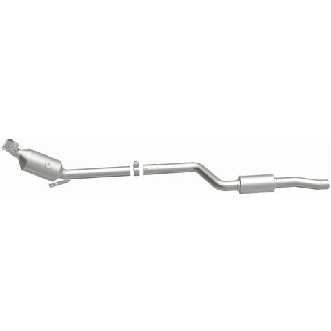 MagnaFlow 11-12 Mercedes-Benz C300 3.0L OEM Grade Direct Fit Catalytic Converter - 21-498