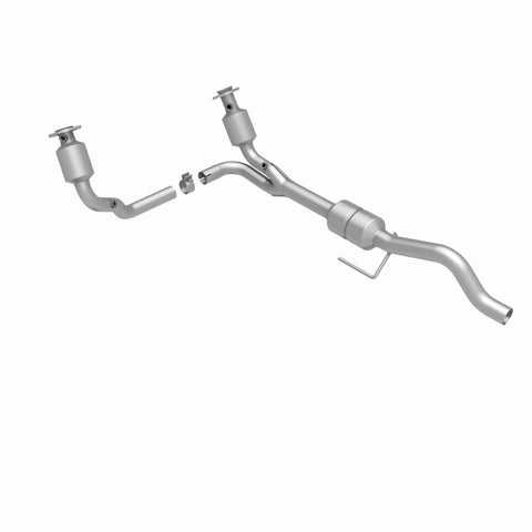 MagnaFlow Direct Fit Catalytic Converter 00-03 Durango 4WD 4.7L - 458047