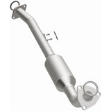 MagnaFlow Direct Fit Catalytic Converter OEM 2001-2004 Toyota Sequoia Underbody - 4551061
