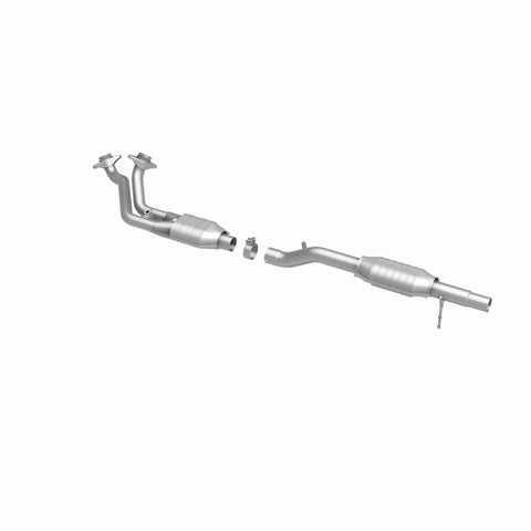 MagnaFlow Conv DF 87-93 Ford Bronco 4.9L / 87-95 F-150/F-250 (Non SD)/F-350 (Non SD) PU 4.9L (CA) - 334302