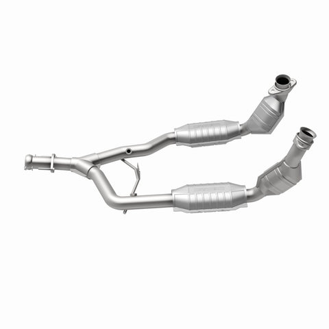 MagnaFlow Direct Fit Catalytic Converter 96-98 Ford Mustang 3.8L - 93344